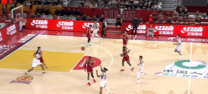 山东男篮客场告负连胜终结 山西汾酒双杀对手