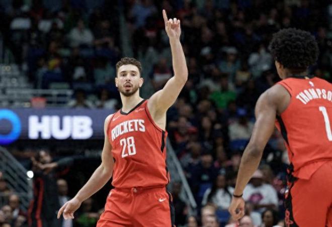 火箭大胜鹈鹕锁定前八 伊森三分爆发助球队重燃