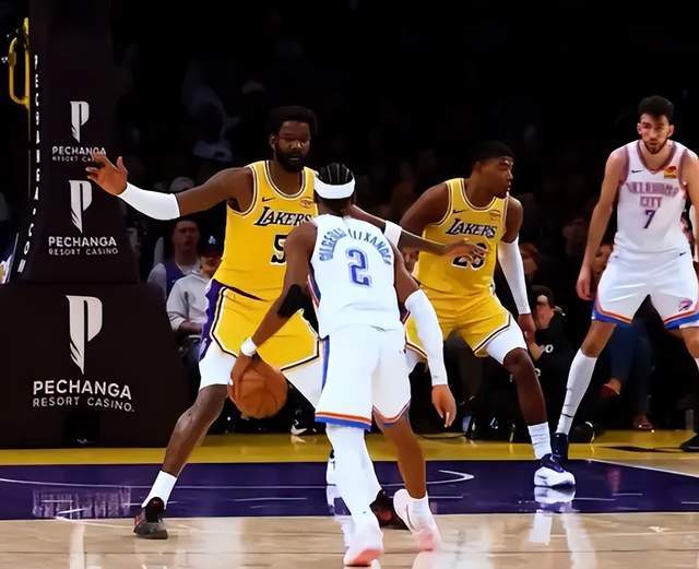 湖人惨败雷霆 雷迪克情绪失控致球队崩盘